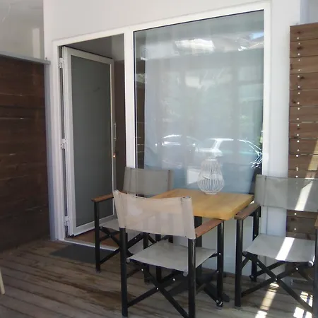 Lefkas City Apartman *